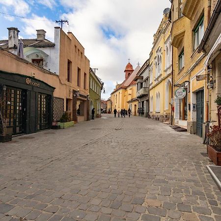 Old Town By Mm Host Apartamento Braşov Exterior foto